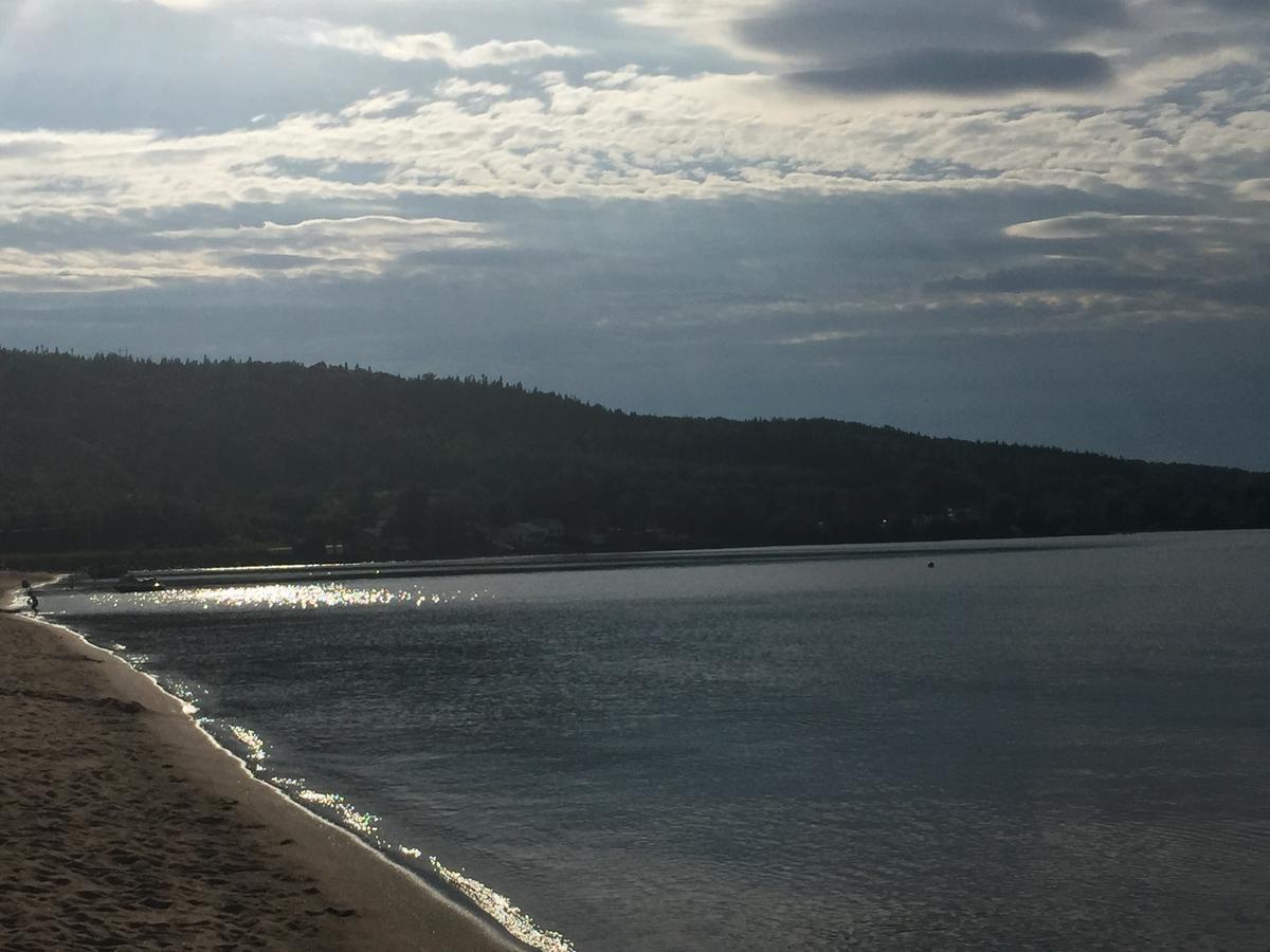 Les Pieds Dans Le Sable Villa Шамбор Екстериор снимка