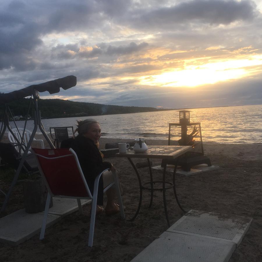 Les Pieds Dans Le Sable Villa Шамбор Екстериор снимка