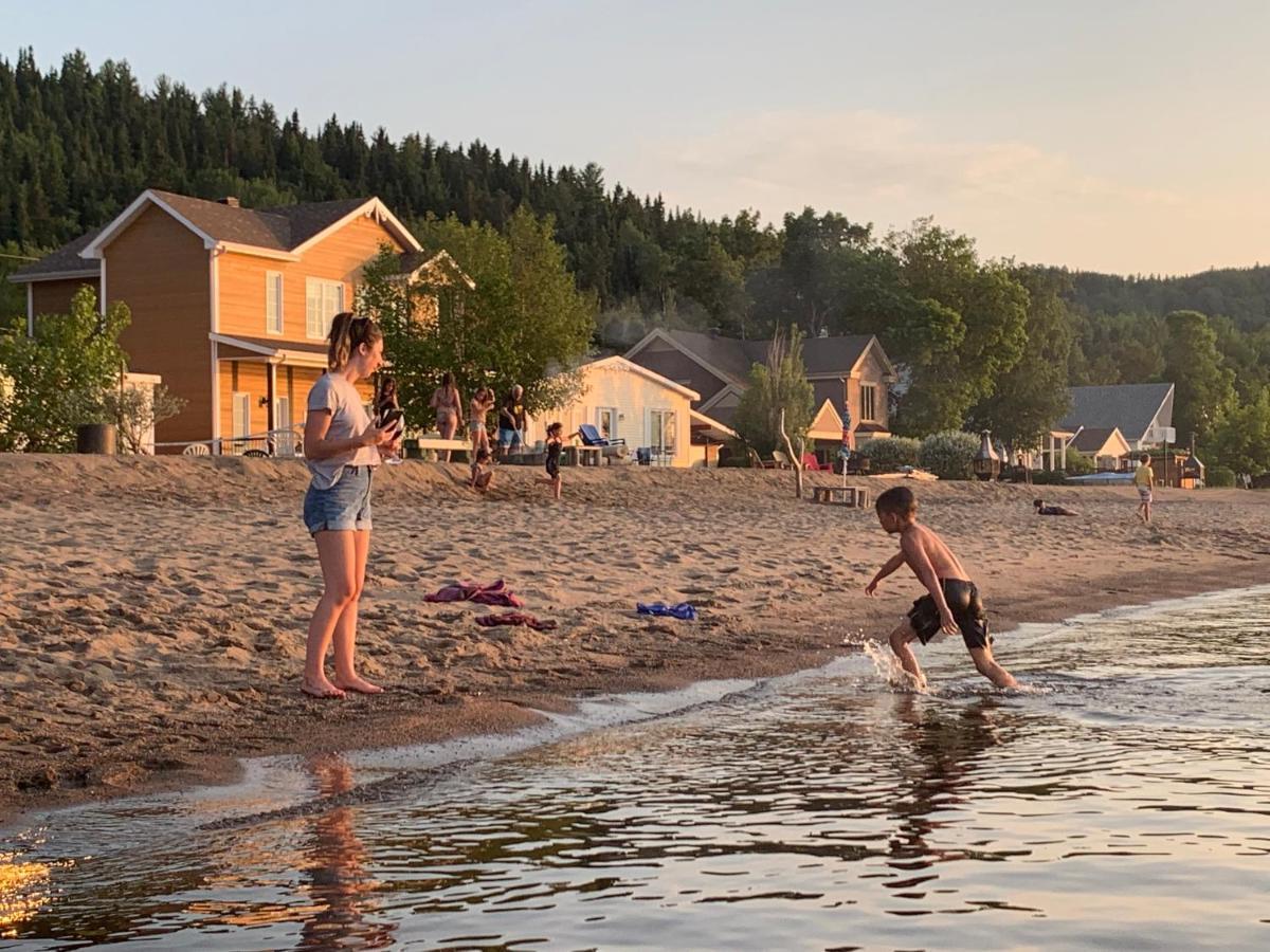 Les Pieds Dans Le Sable Villa Шамбор Екстериор снимка